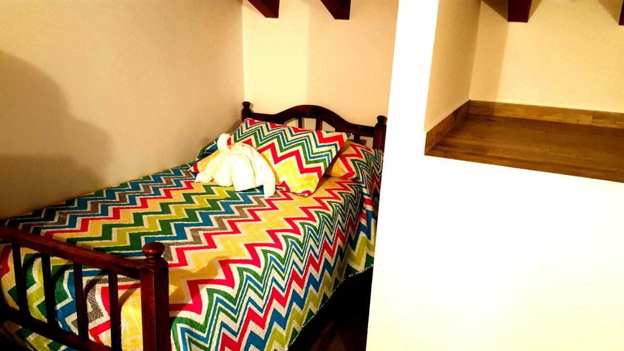 Casas Rurales Almoguer Frailes Exteriör bild